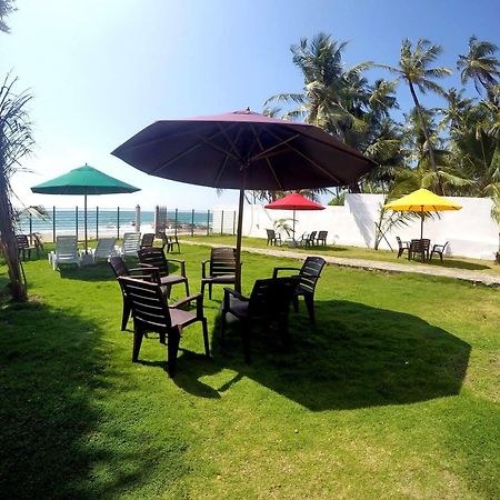 Ramon Beach Resort Амбалангода Экстерьер фото